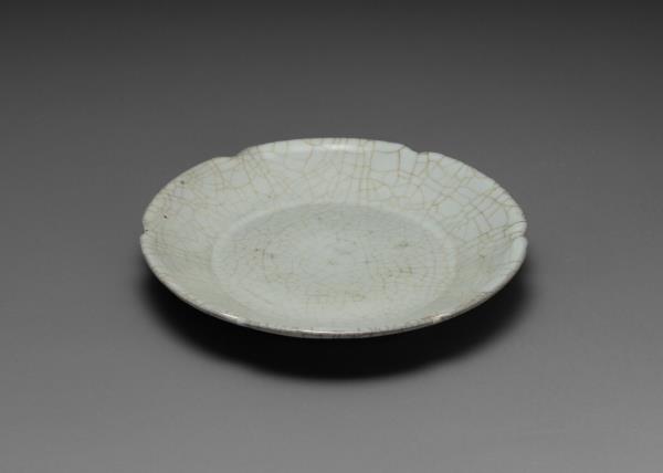 官窯 青瓷葵口碟