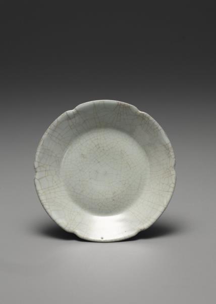 官窯 青瓷葵口碟