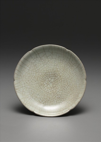 哥窯 青瓷葵口碟