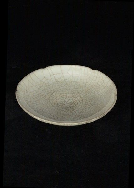 哥窯 青瓷葵口碟