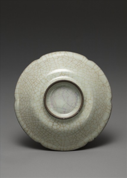 官窯 青瓷葵口碟