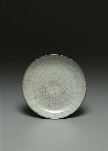 官窯 青瓷葵口碟