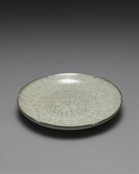 官窯 青瓷葵口碟