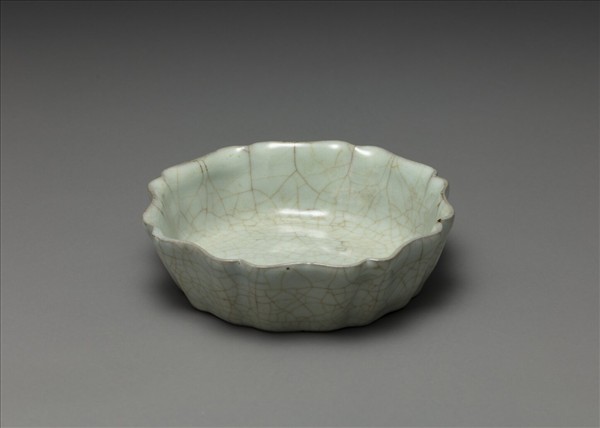 官窯 青瓷花式洗