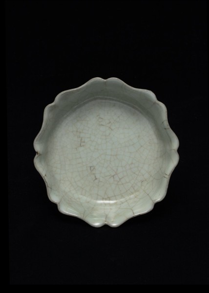 官窯 青瓷花式洗