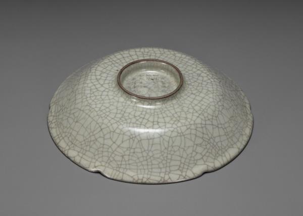 哥窯 青瓷葵口盤