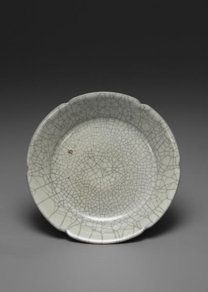 哥窯 青瓷葵口盤