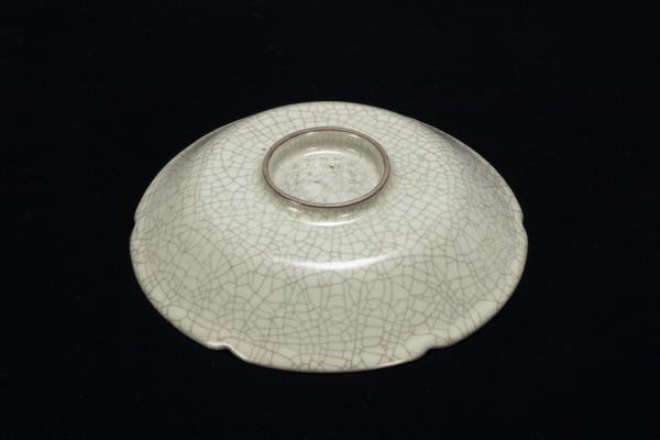 哥窯 青瓷葵口盤