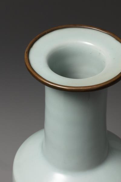 龍泉窯 青瓷紙槌瓶