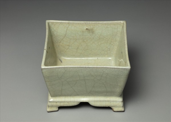 官窯 青瓷方爐
