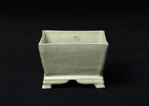 官窯 青瓷方爐