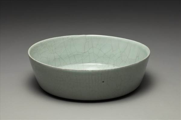 官窯 青瓷印花龍紋洗