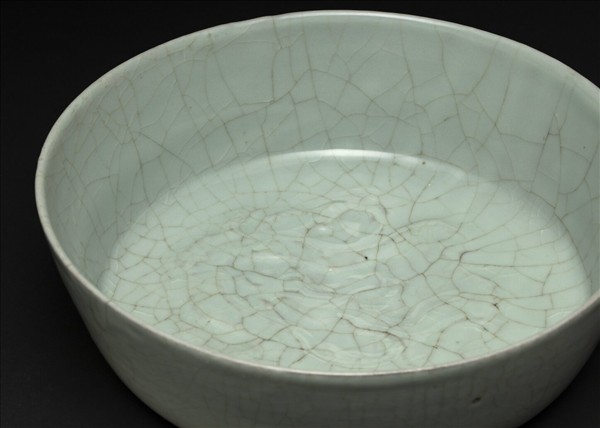 官窯 青瓷印花龍紋洗