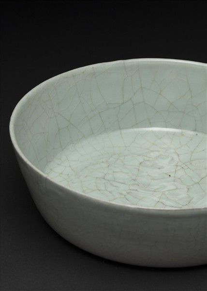 官窯 青瓷印花龍紋洗