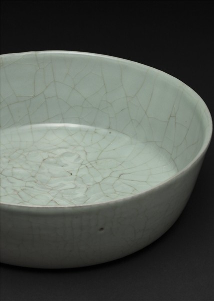 官窯 青瓷印花龍紋洗