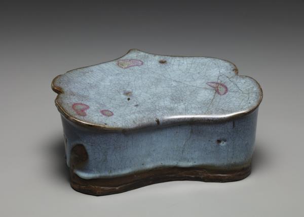 鈞窯 天青釉紫斑如意枕