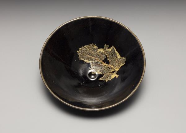 吉州窯 黑釉木葉紋茶盞