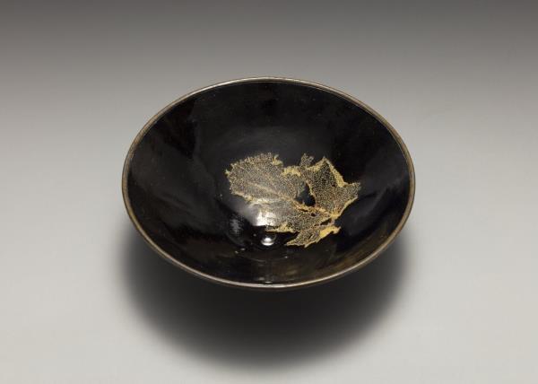 吉州窯 黑釉木葉紋茶盞