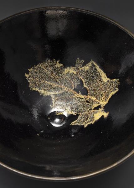 吉州窯 黑釉木葉紋茶盞