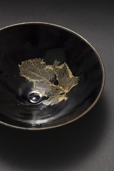 吉州窯 黑釉木葉紋茶盞