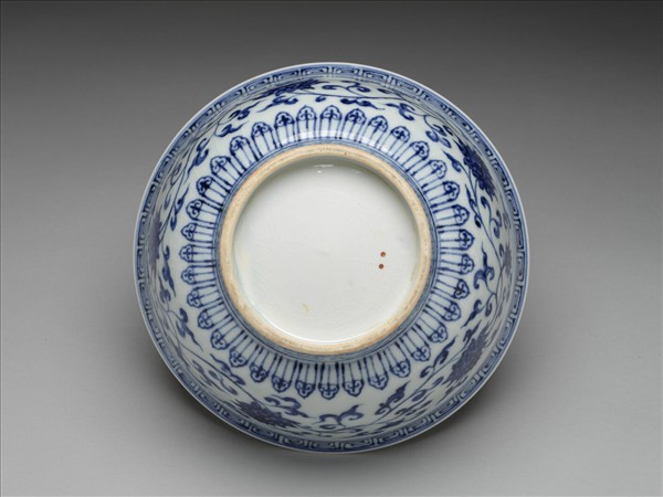 青花四季花卉紋碗