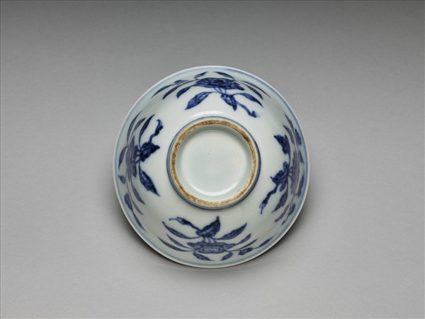 青花四季花卉紋碗