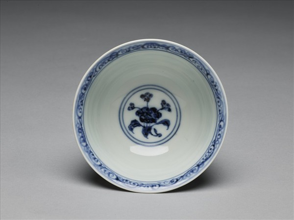青花花卉紋碗