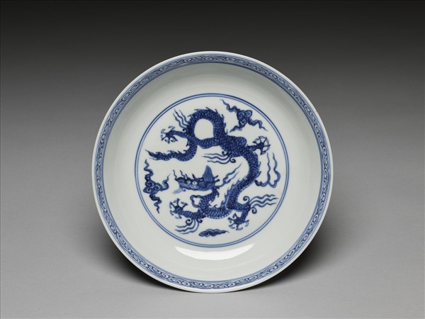 青花龍紋盤