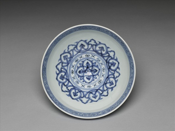 青花幾何花卉紋蓮子碗