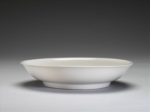 白瓷盤