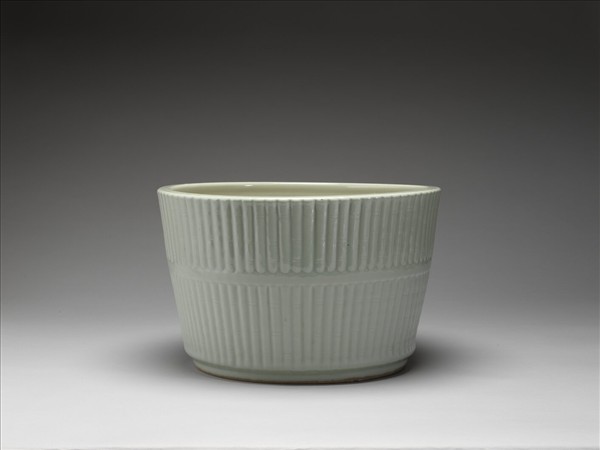 青瓷竹節紋花盆