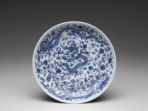 青花五龍紋盤