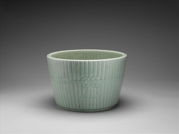 青瓷竹節紋花盆