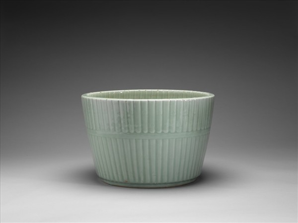 青瓷竹節紋花盆