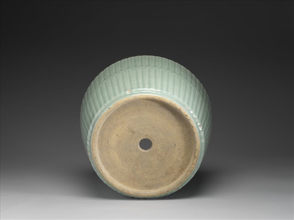 青瓷竹節紋花盆