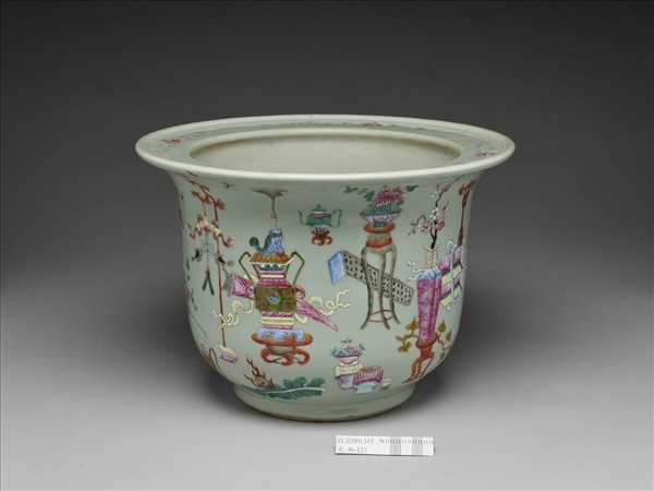 五彩博古圖花盆