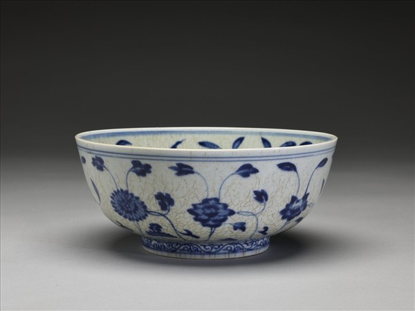 青花花果紋碗