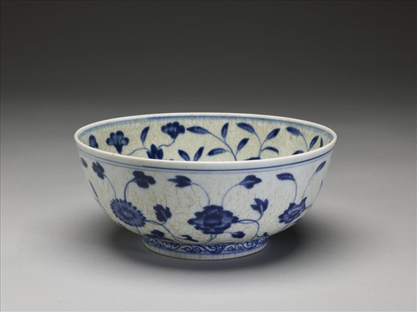 青花花果紋碗