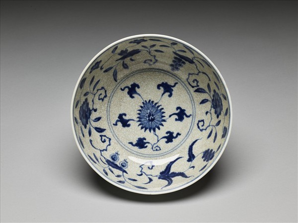 青花花果紋碗
