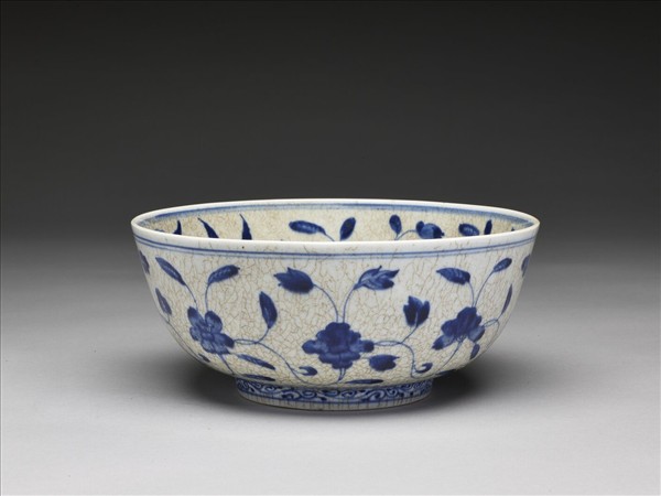 青花花果紋碗