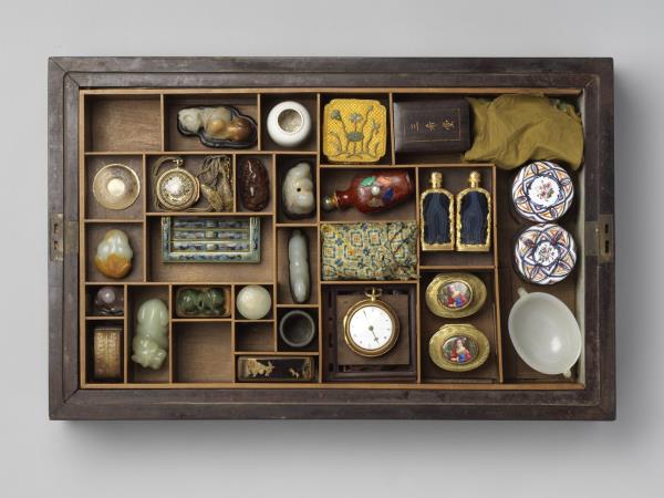 乾隆「瑾瑜匣」百什件盒