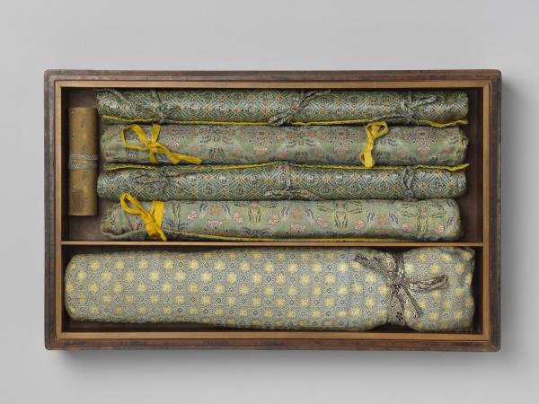 乾隆「瑾瑜匣」百什件盒