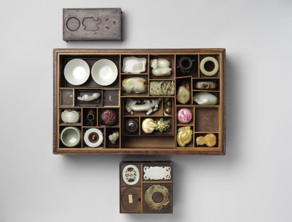 乾隆「瑾瑜匣」百什件盒