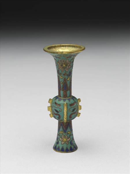 掐絲琺瑯獸面紋觚