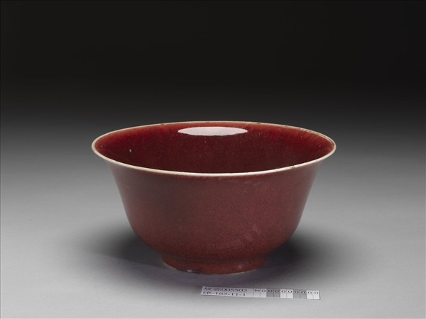 霽紅釉碗