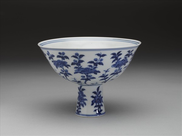 青花花鳥紋高足碗