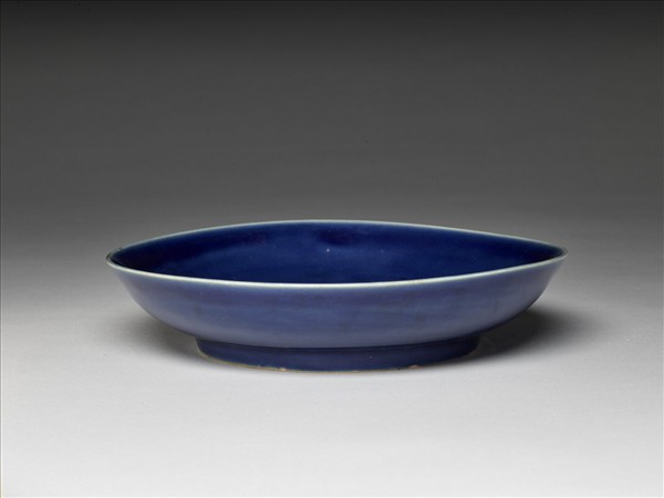 霽青釉盤