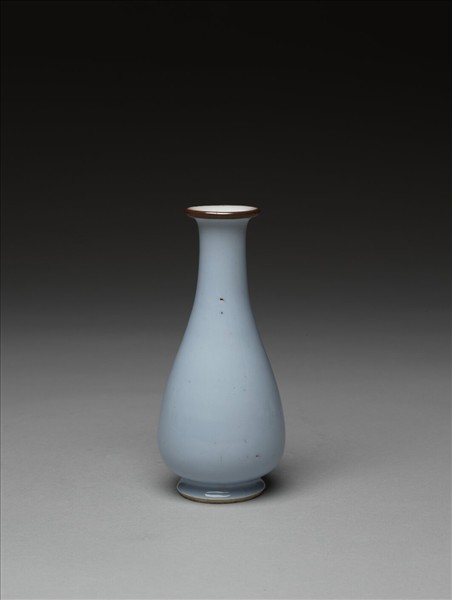 天藍釉瓶