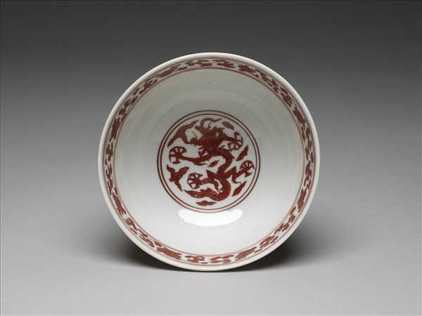 描紅五龍碗