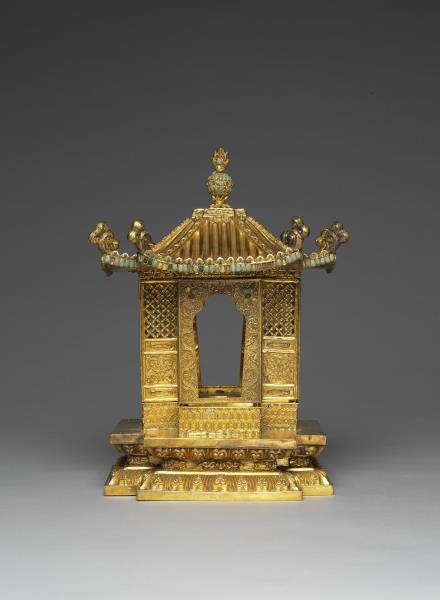 鍍金漢式亭閣式龕-內供銀泥金度母像